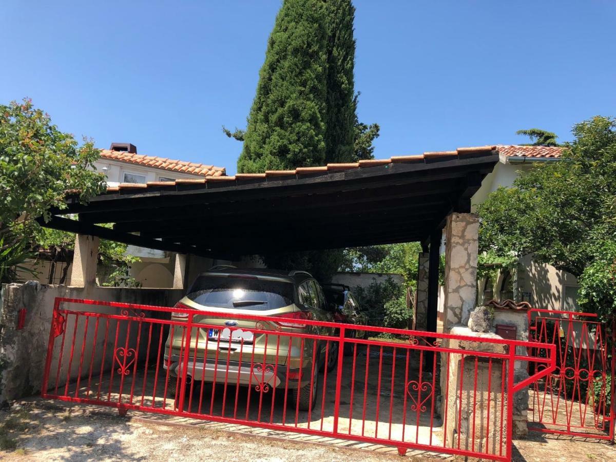Apartman Jasmina Pola Esterno foto